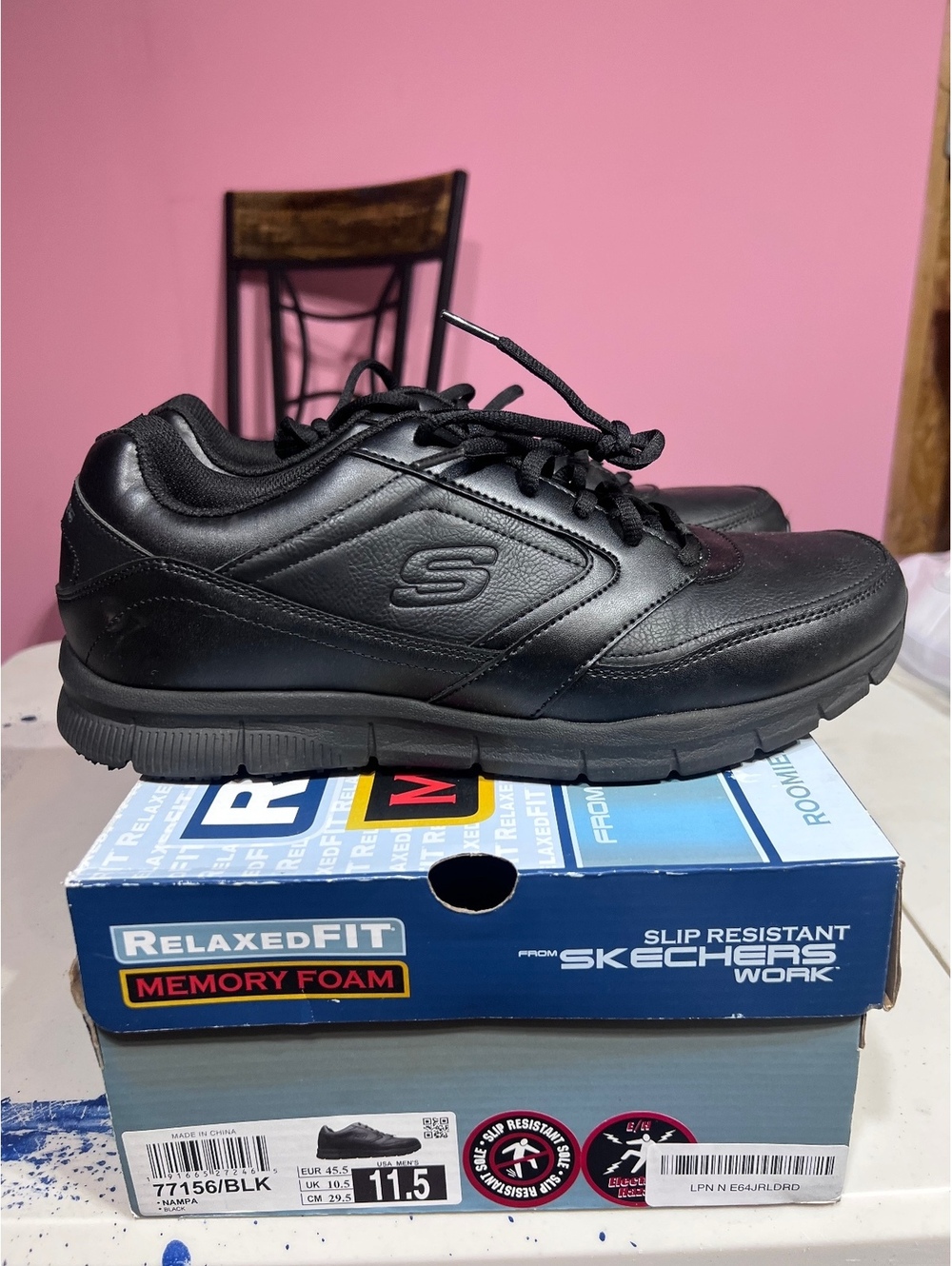 Skechers Relaxed Fit Memory Foam Slip Resistant Work Shoes Black Size 11.5